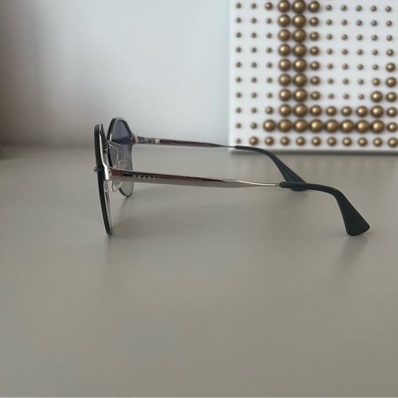 Prada Sunglasses - Picture 4 of 9